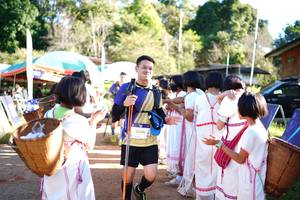 BIB: 3046
                            <button type="button" onclick="openModal(19047026)" class="btn btn-primary btn-sm float-right btn-popup" data-toggle="modal" data-target=".modal-high-quality">
                        <i class="fas fa-shopping-cart"></i> Add to Cart
                    </button>
                                            <button type="button" onclick="isThisMe(19047026, true)" class="btn btn-success btn-sm float-right btn-popup btn-isme hidden" data-toggle="tooltip" data-placement="bottom" title="นี่คือรูปของคุณใช่ไหม คลิกที่นี่เพื่อเอาเข้าอัลบั้ม">
                        <i class="fas fa-plus"></i> Add to album
                    </button>
                    <button type="button" onclick="isThisMe(19047026, false)" class="btn btn-warning btn-sm float-right btn-popup btn-isnotme hidden">
                        <i class="fas fa-ban"></i> Remove from album
                    </button>